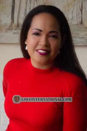 216912 - Anais Edad: 44 - Perú