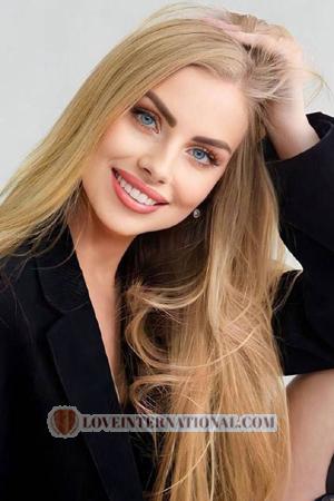 217243 - Polina Edad: 24 - Ucrania