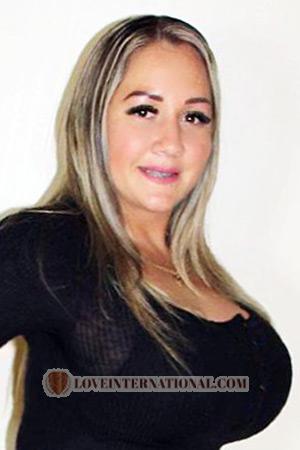 219585 - Kiara Edad: 33 - Costa Rica