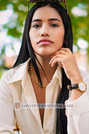 219658 - Hilhary Edad: 22 - Colombia