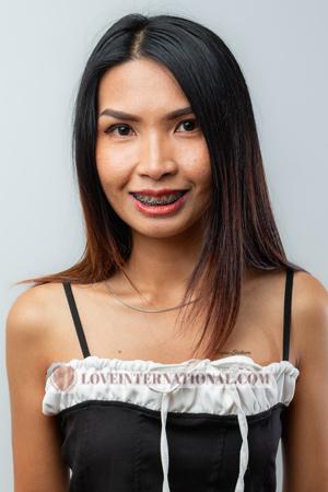 219695 - Sukanya Edad: 30 - Tailandia