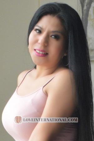 219851 - Susann Edad: 44 - Perú