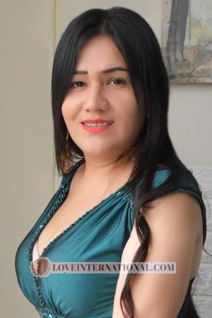 220223 - Gina Edad: 38 - Perú