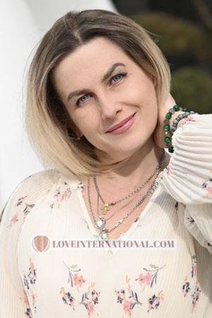 220668 - Viktoriia Edad: 52 - Ucrania