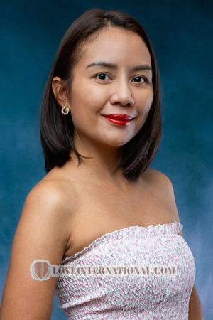 222063 - Jariya Edad: 38 - Tailandia