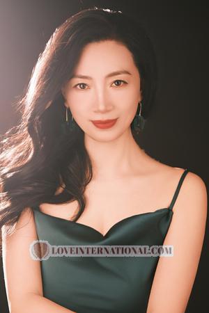 222076 - Grace Edad: 48 - China