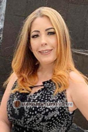 222372 - Johanna Edad: 49 - Costa Rica