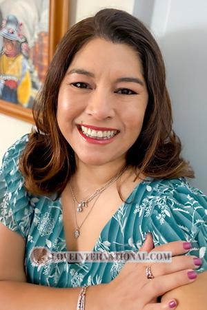 223423 - Mirna Edad: 49 - USA