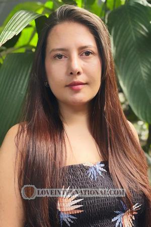 223424 - Tatiana Edad: 28 - Colombia