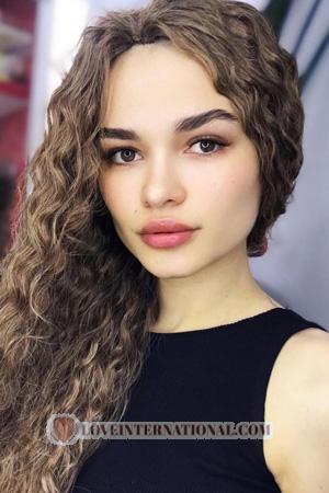 223486 - Oleksandra Edad: 33 - Ucrania