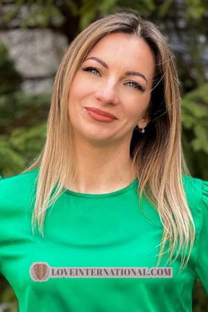223524 - Iryna Edad: 38 - Ucrania