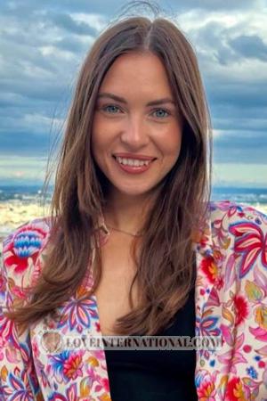 224960 - Kseniia Edad: 32 - Ucrania