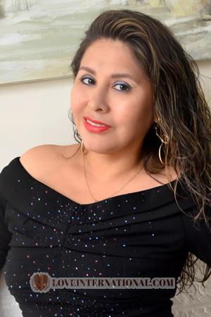 225015 - Patricia Edad: 47 - Perú