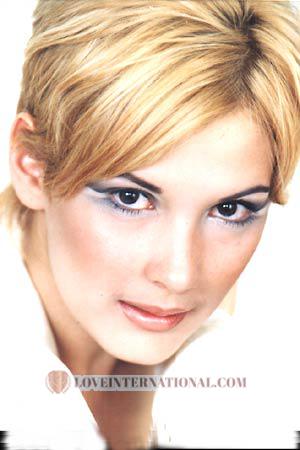 51101 - Anna Edad: 25 - Ucrania