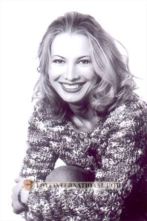 55046 - Violetta Edad: 35 - Russia
