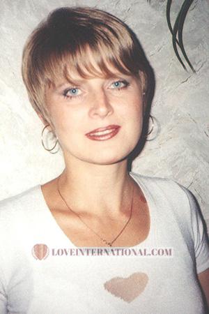 61073 - Larisa Edad: 41 - Russia