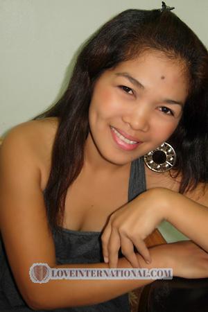 92368 - Rosbec Edad: 34 - Filipinas